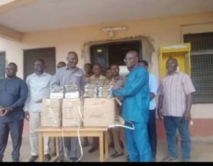 DBI MP donates